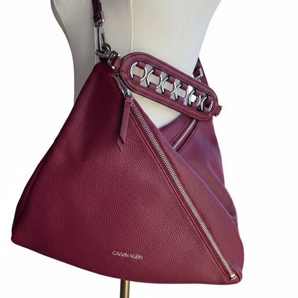 Calvin Klein Deep Red Shoulder Bag - Picture 2 of 2